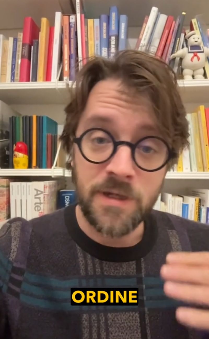Lo psicologo Francesco Boz ha spiegato perché l'ordine 'serve' alla mente