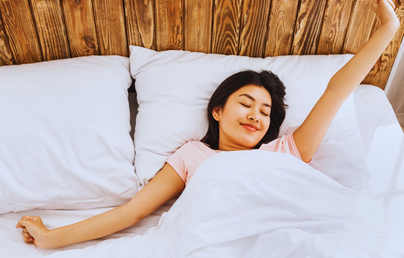 Svegliarsi prma del suono della sveglia può essere positivo: vuol dire che il corpo segue una routine prevedibile, il che è benefico.