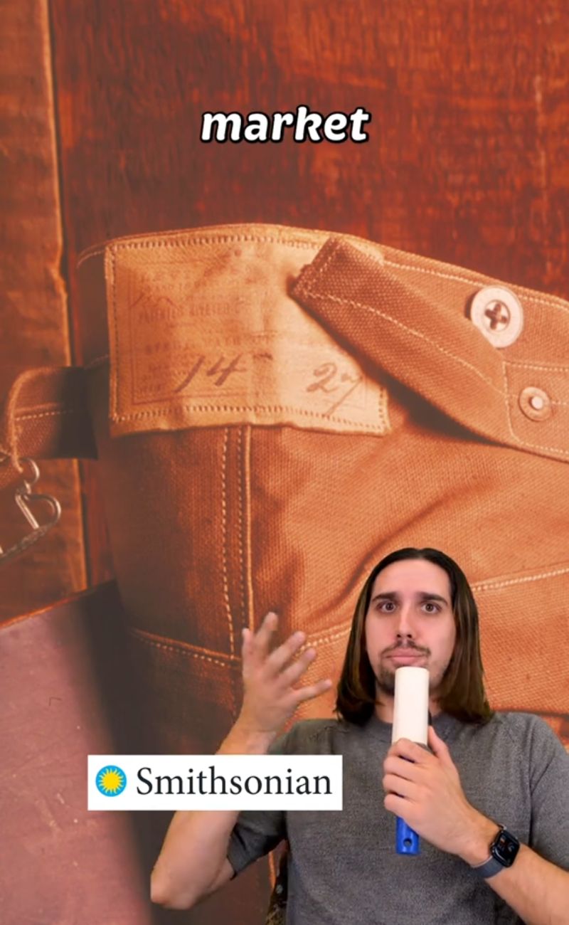 La toppa di un vecchio jeans Levi's. Credits: clean freakz - TikTok