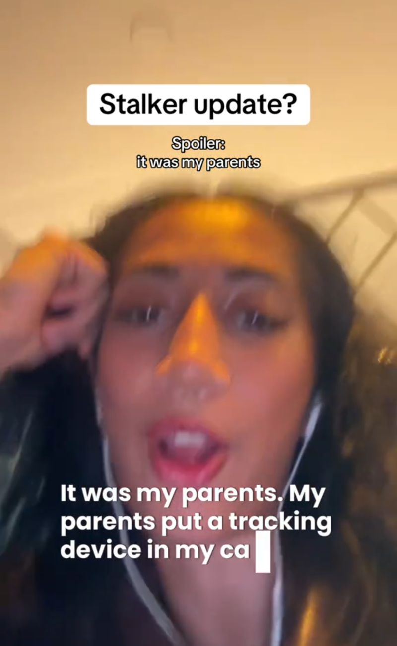 "Sono stati i miei genitori a mettere il tracker sulla mia auto", ha dichiarato la tiktoker