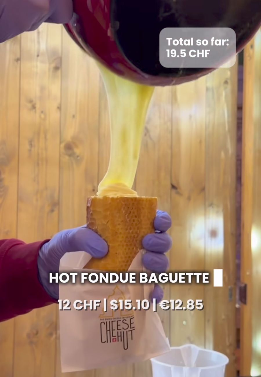 La baguette con fonduta è "deliziosa" secondo Andrew.