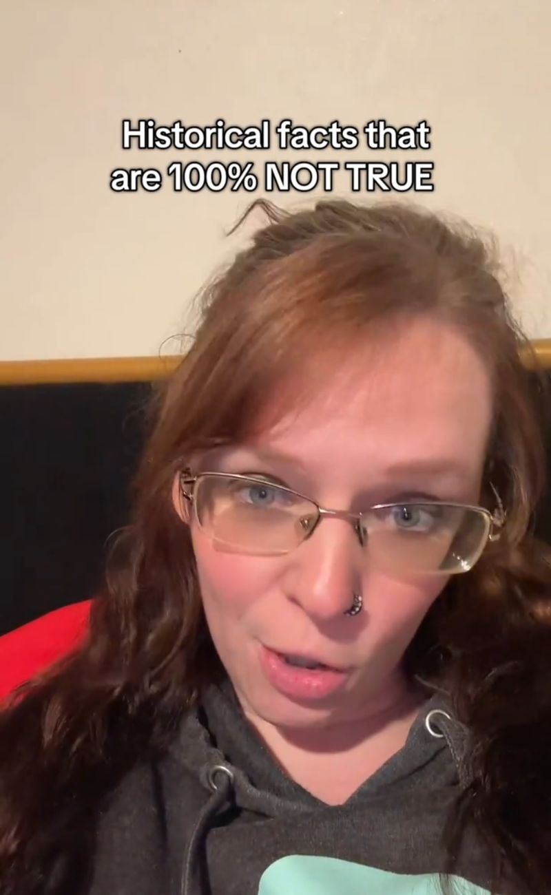 La content creator @shannanegens ha elencato vari fatti storici che sono falsi