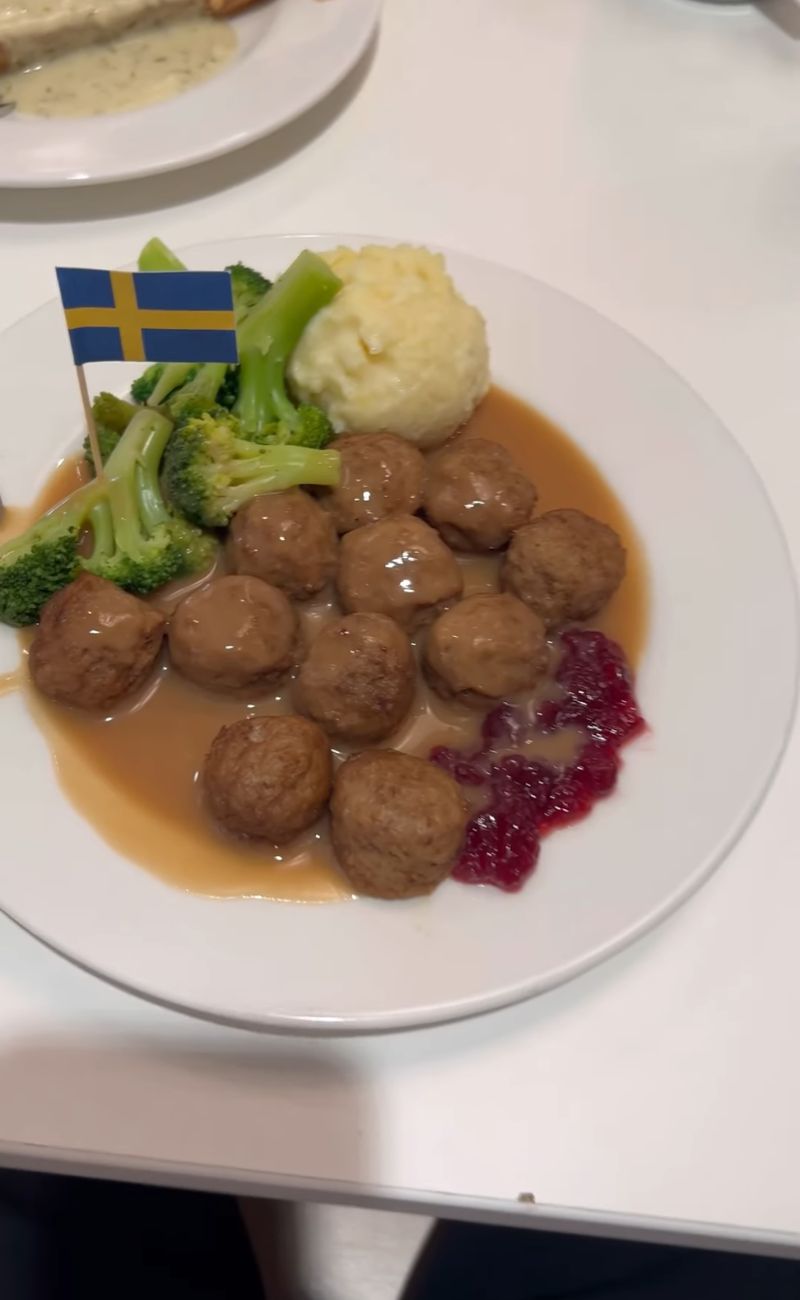 Le polpette svedesi mangiate all'Ikea più grande del mondo - forumagricolturasociale.it