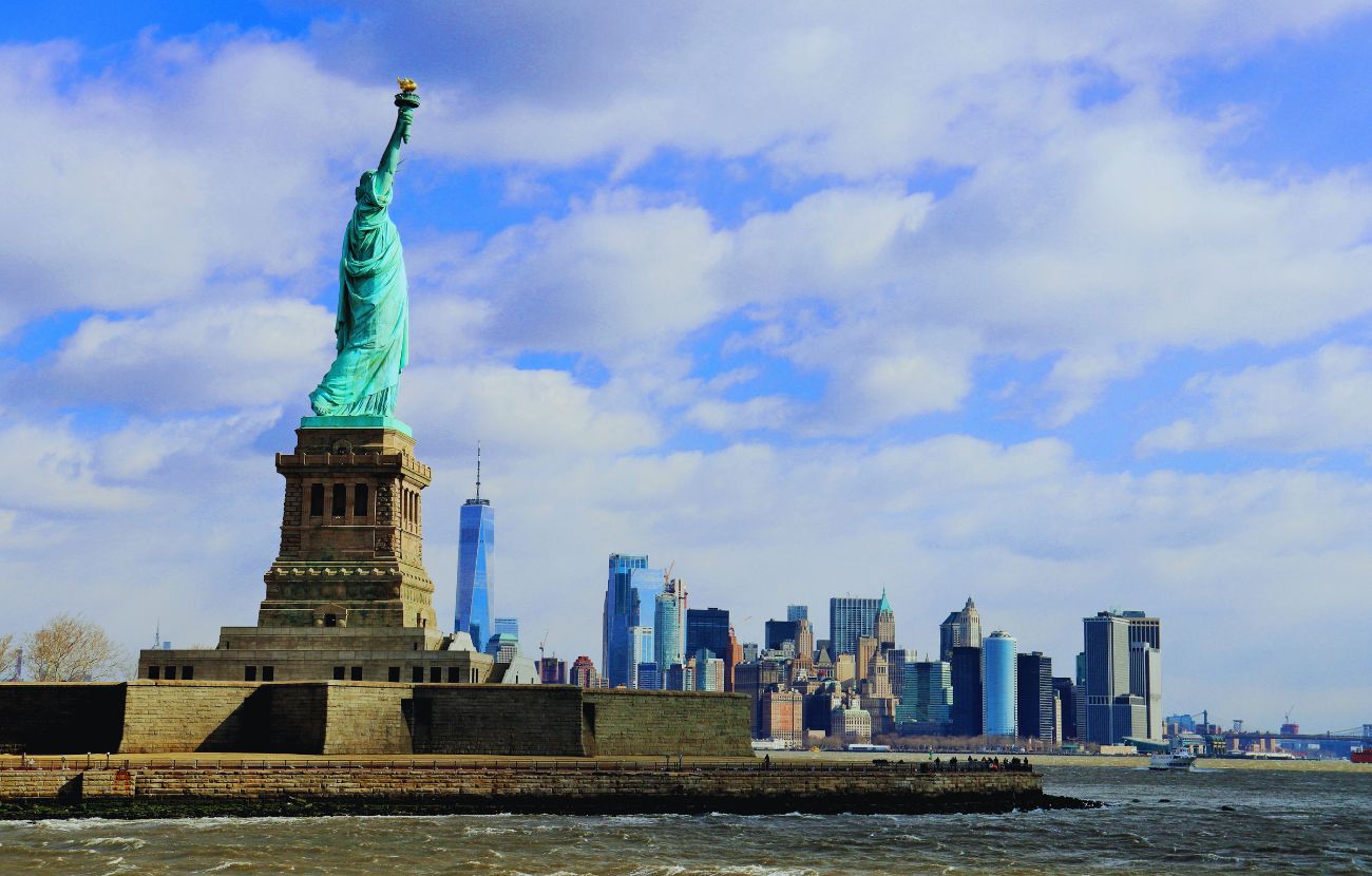 Se dovessi visitare New York nei mesi a venire, tieni a mente che c'è l'obbligo di accettare contanti, mentre non tutti i negozi ti faranno pagare con carta. Certo, sono una minoranza ma esistono.