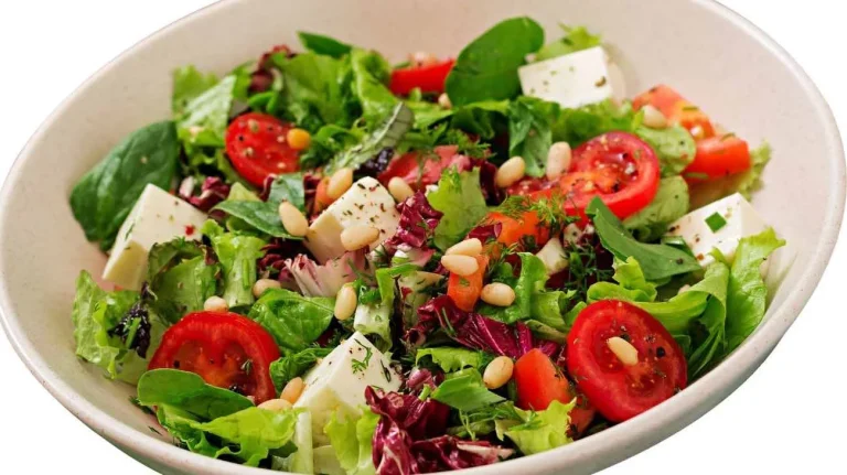 Insalatona estiva in mostra