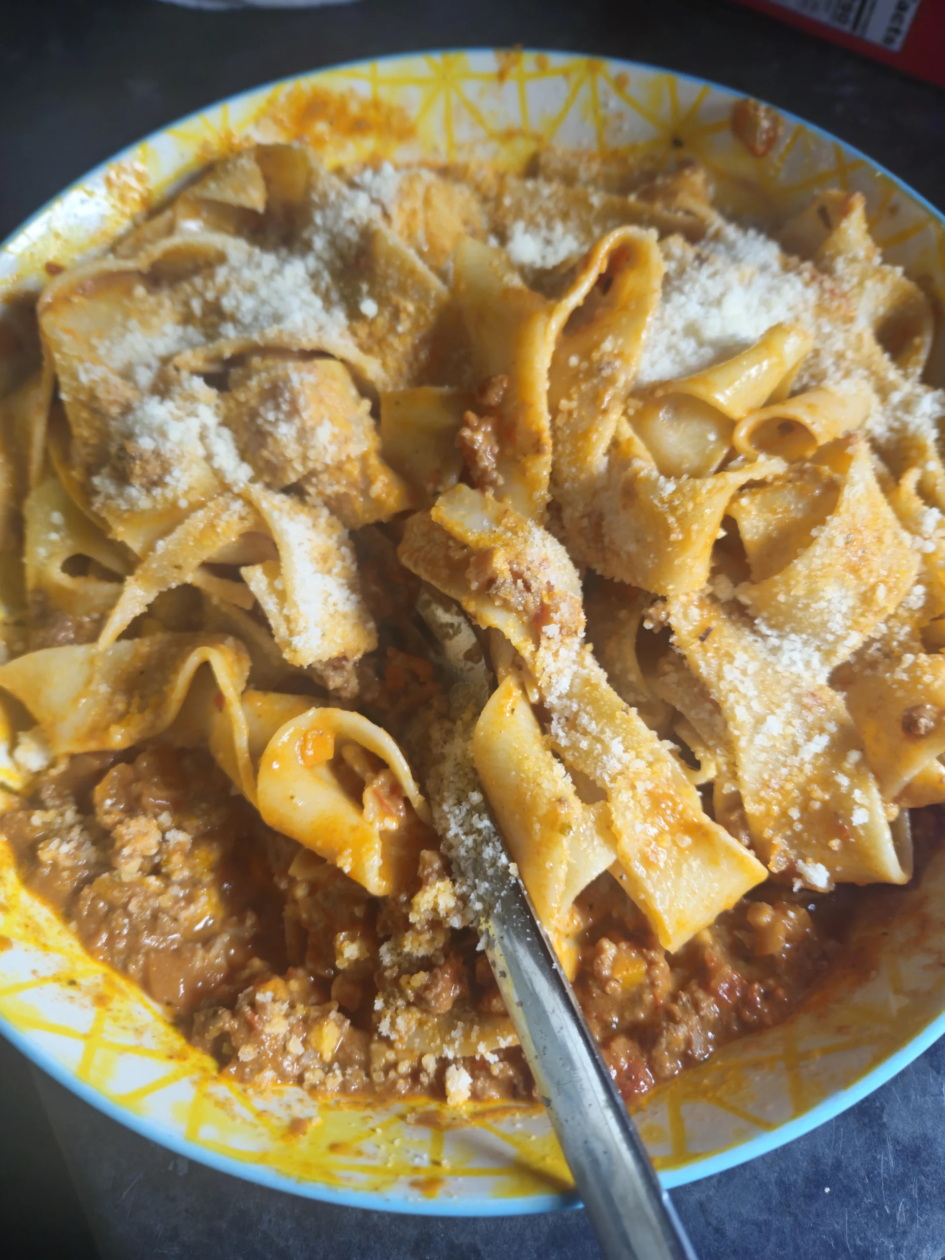 Il ragù della nonna: storia, segreti e ricetta originale del vero bolognese