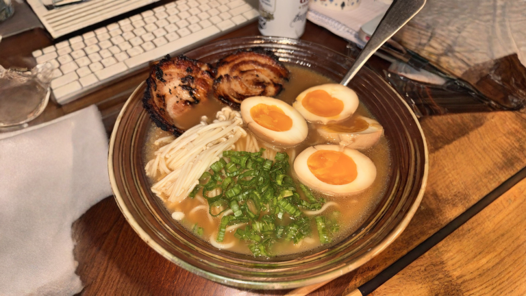 Ramen fatto in casa senza sapore? Il segreto non è nel brodo ma nell'acqua della pasta