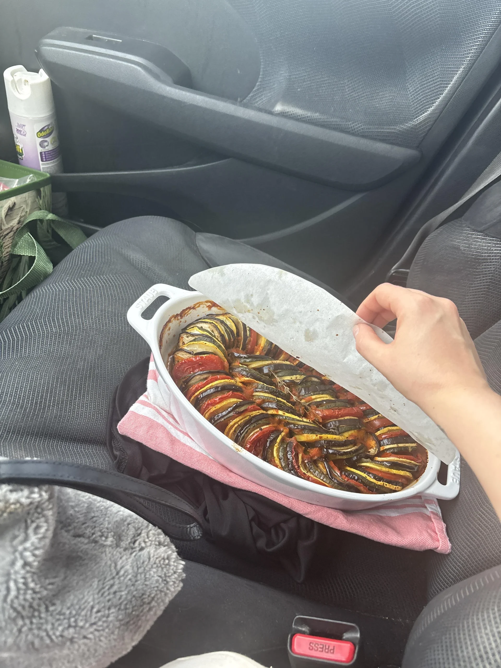 Ratatouille acquosa? Il segreto della nonna sono quattro padelle, non una