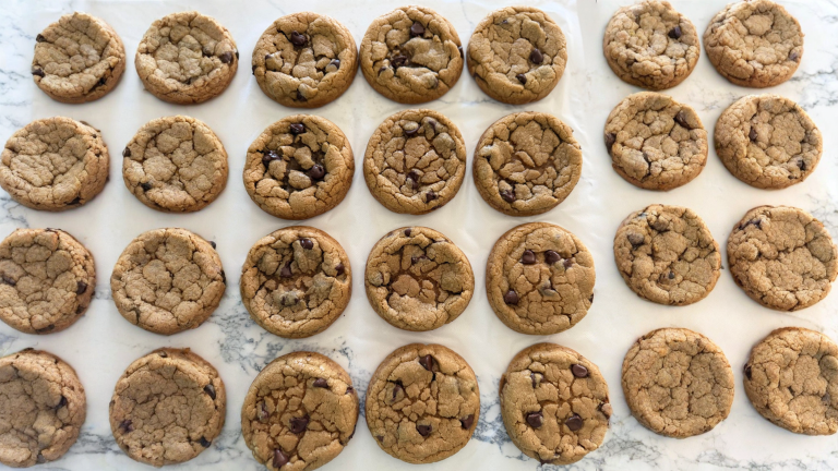 Biscotti che si allargano in forno: la forma sulla teglia ti dice quale ingrediente hai sbagliato