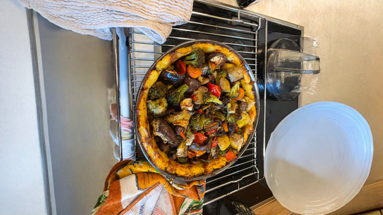 Torta salata con base di patate: perché il fondo resta molle e come rimediare davvero
