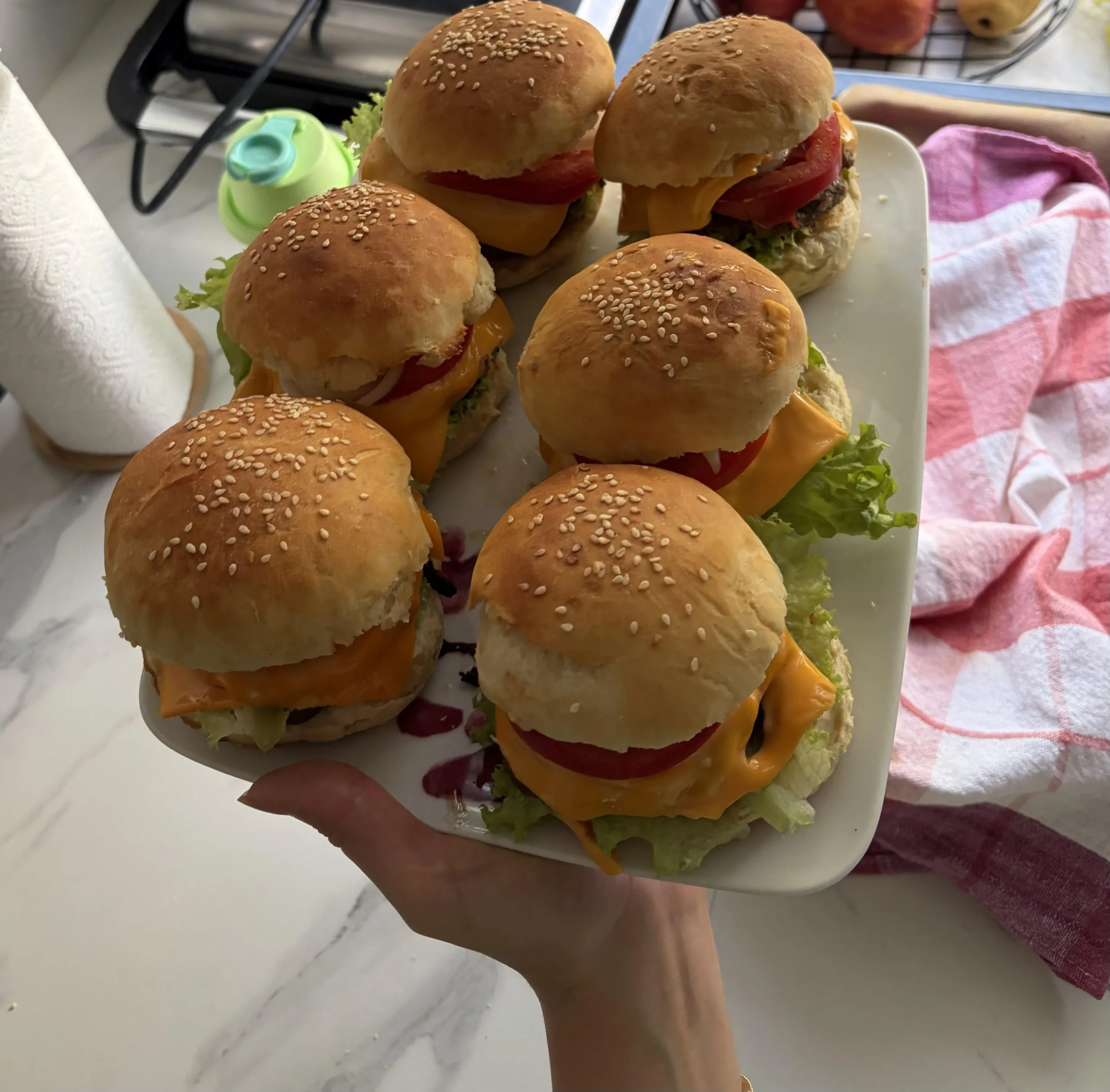 Hamburger fatto in casa che sa di polpetta? Il vero colpevole è il sale nell'impasto