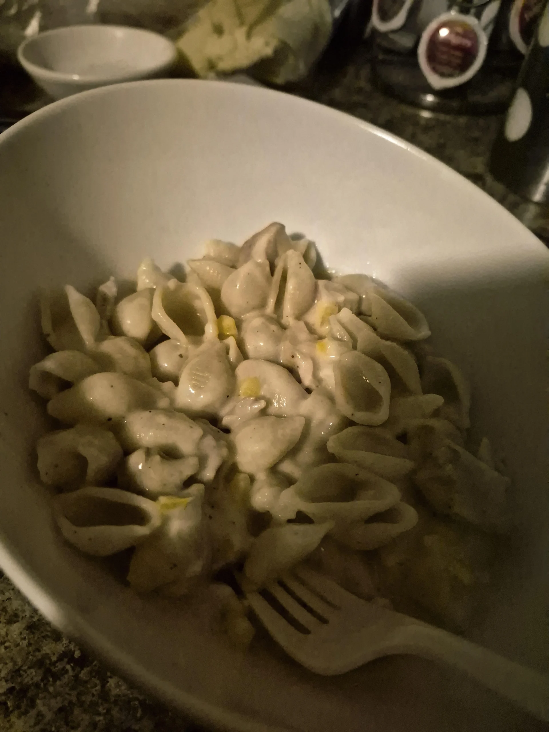 Fettuccine Alfredo, la ricetta originale: burro, parmigiano e niente panna. Ecco perché la crema viene lo stesso