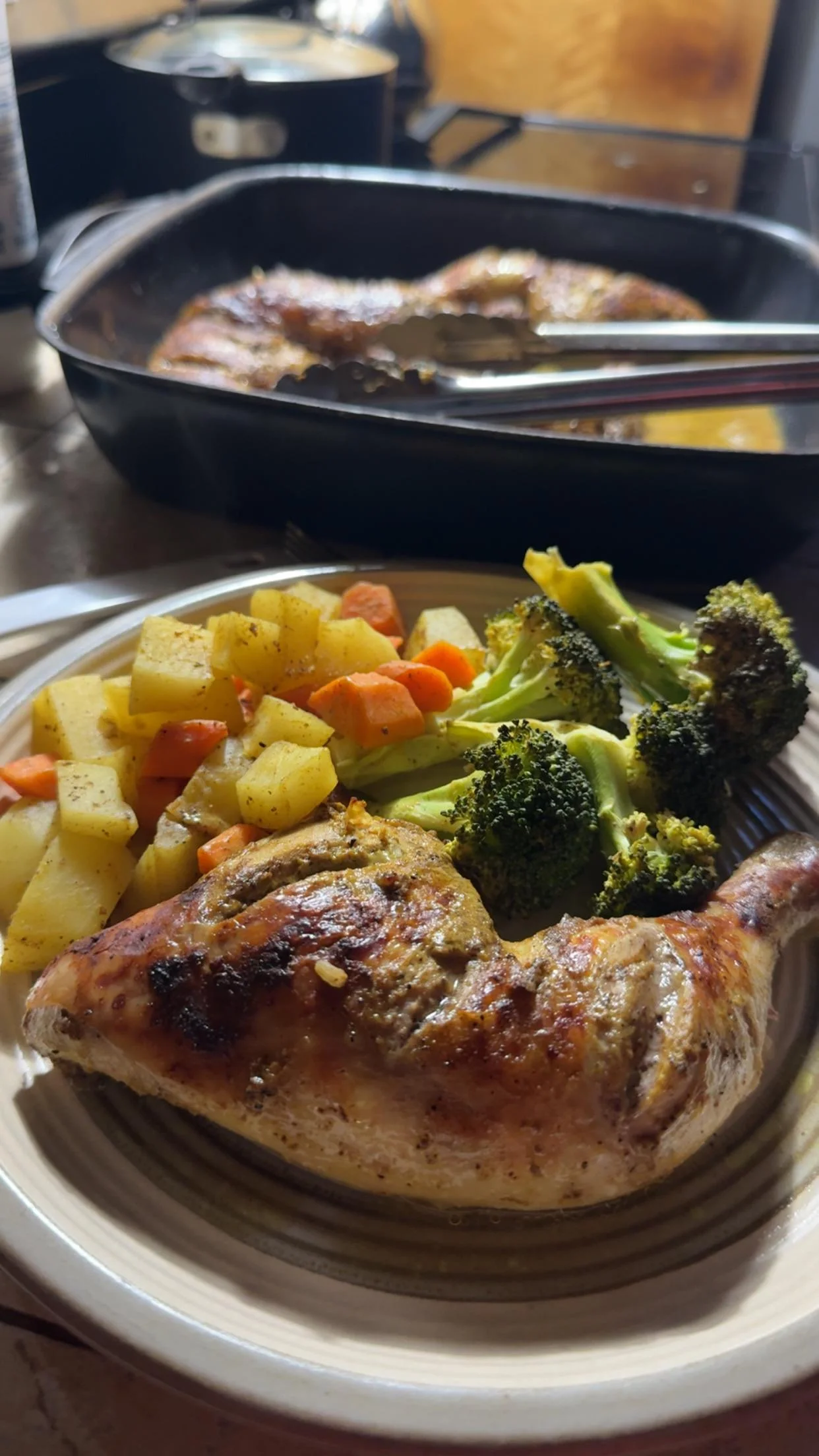 Pollo marinato nello yogurt: perché intenerisce davvero (e il limone no)