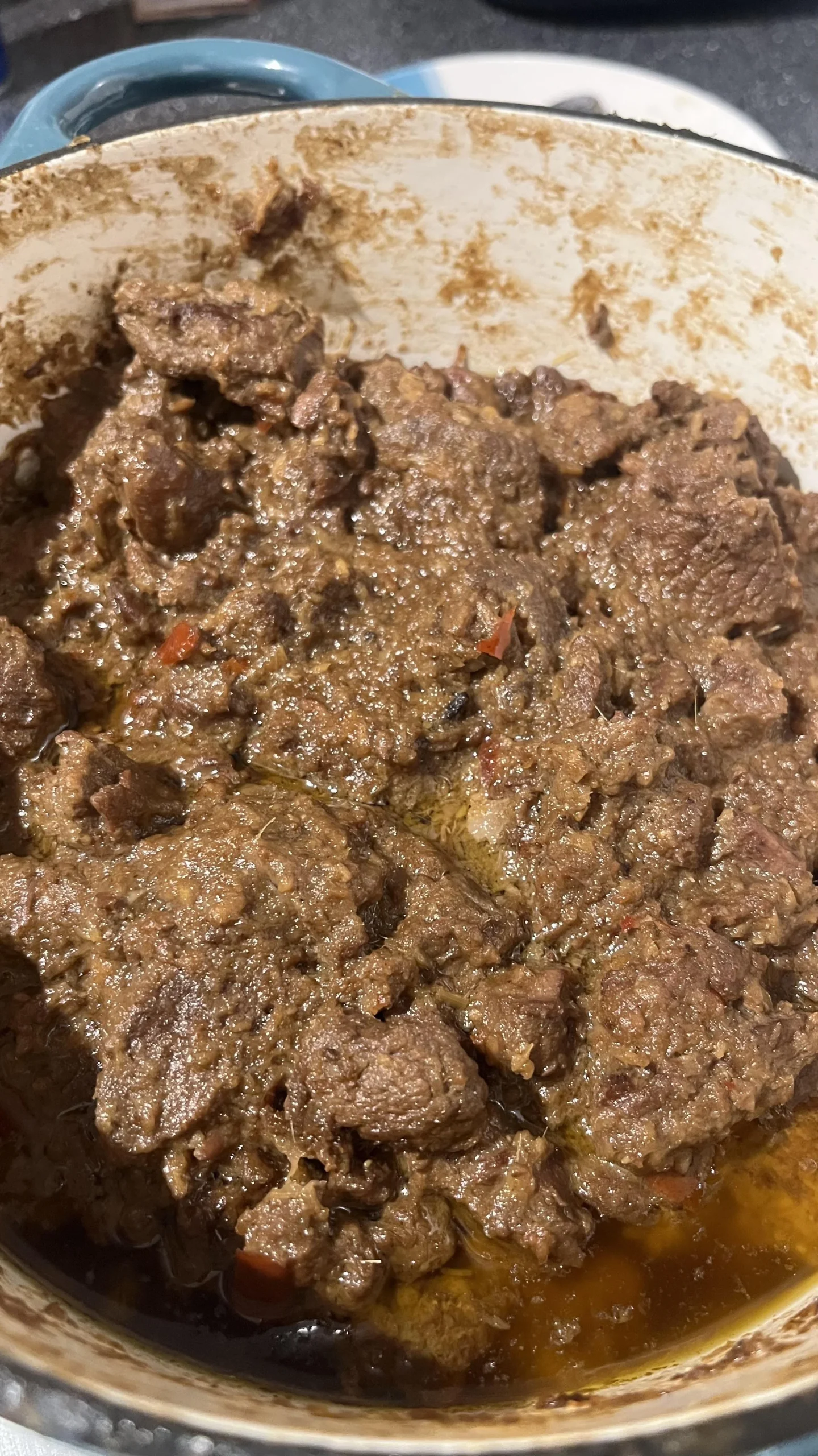 Rendang, il segreto è il momento in cui smette di bollire e inizia a friggere
